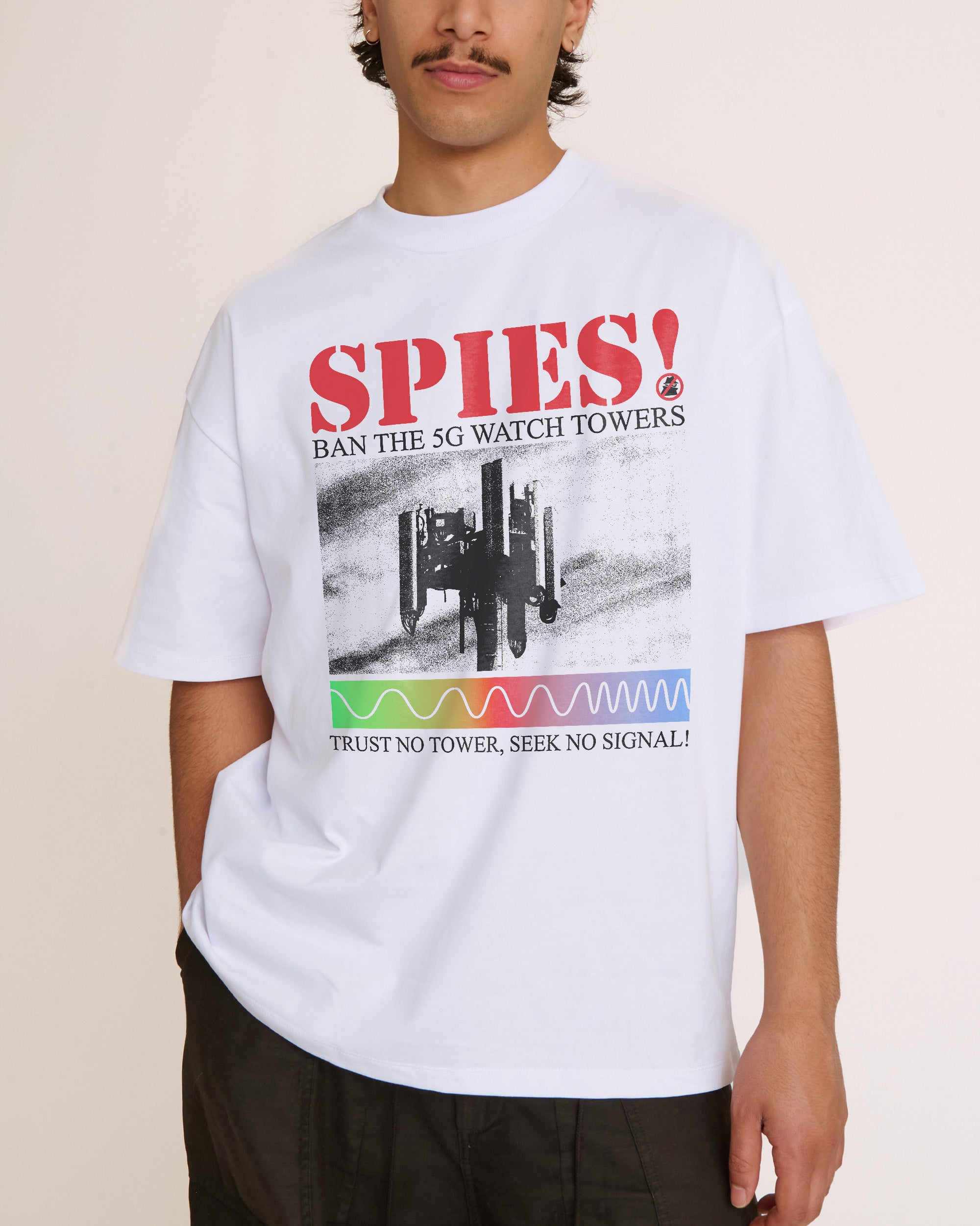Seek No Signal Oversized Graphic Tee Unisex 90s Boxy Fit 100% Combed Cotton